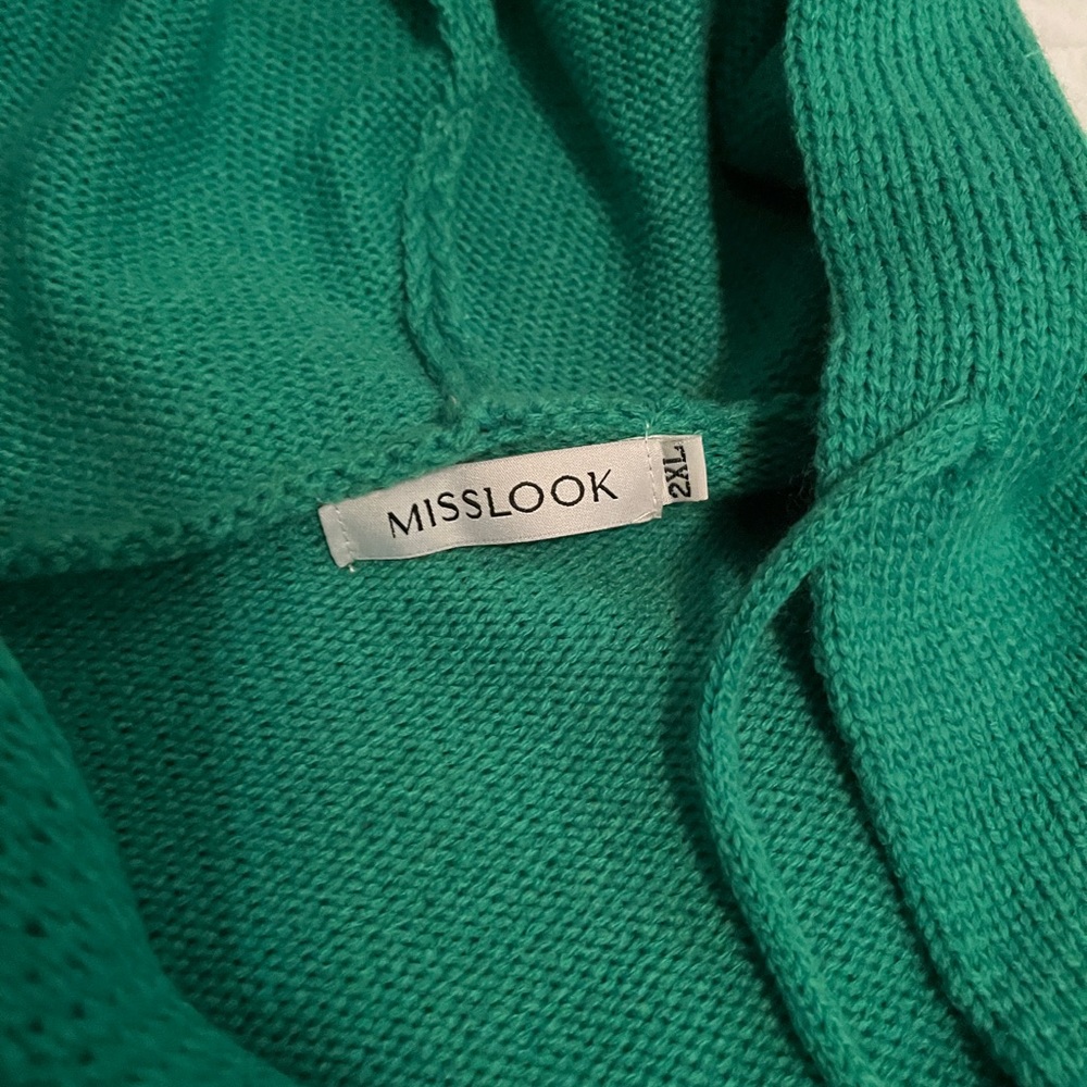Green - Picture 2 of 2